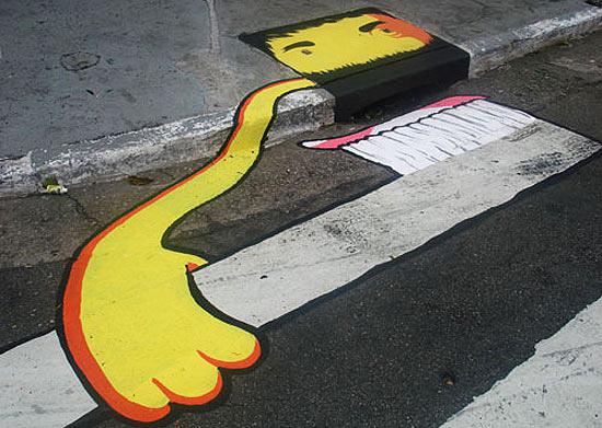 street-art-toothbrush street-art-toothbrush