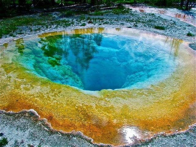Morning-Glory-Pool-1 Morning-Glory-Pool-1