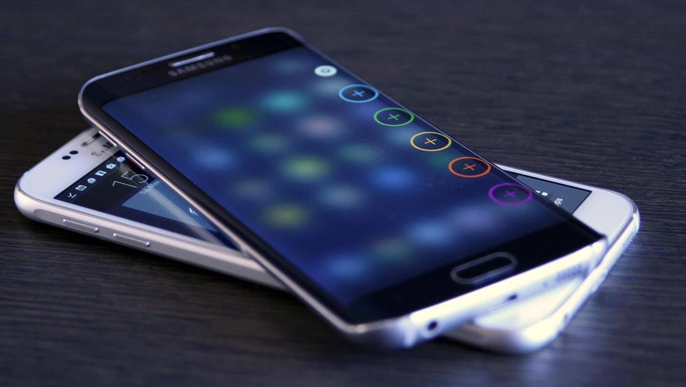 Samsung_GalaxyS6_S6Edge_OnTop