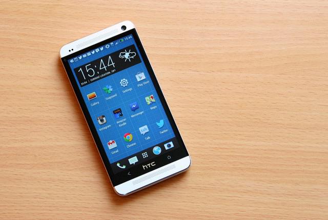 HTC One (M7)